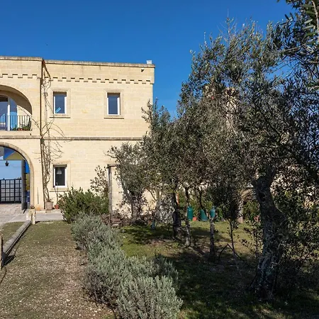 אתר נופש Relais Borgo Segine מלנדוניו